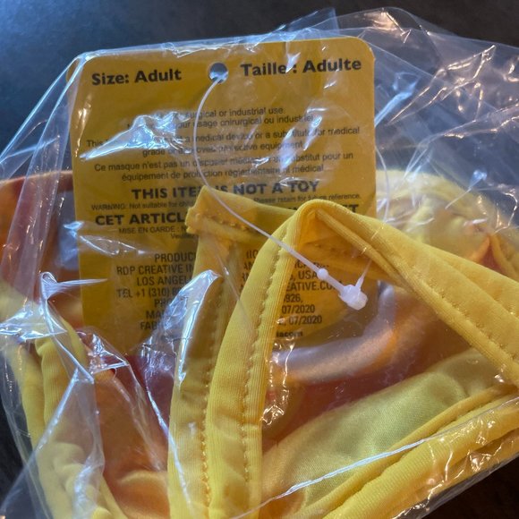 Sponge Bob Square Pants Fabric Mask - Picture 6 of 6